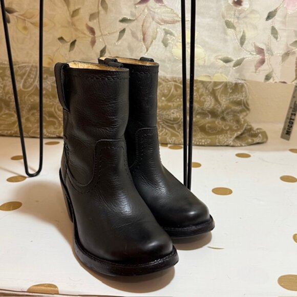 Size 5.5 B FRYE Black Leather Carmen x Stitch Short-D Saddle- Mid-calf - Picture 13 of 16